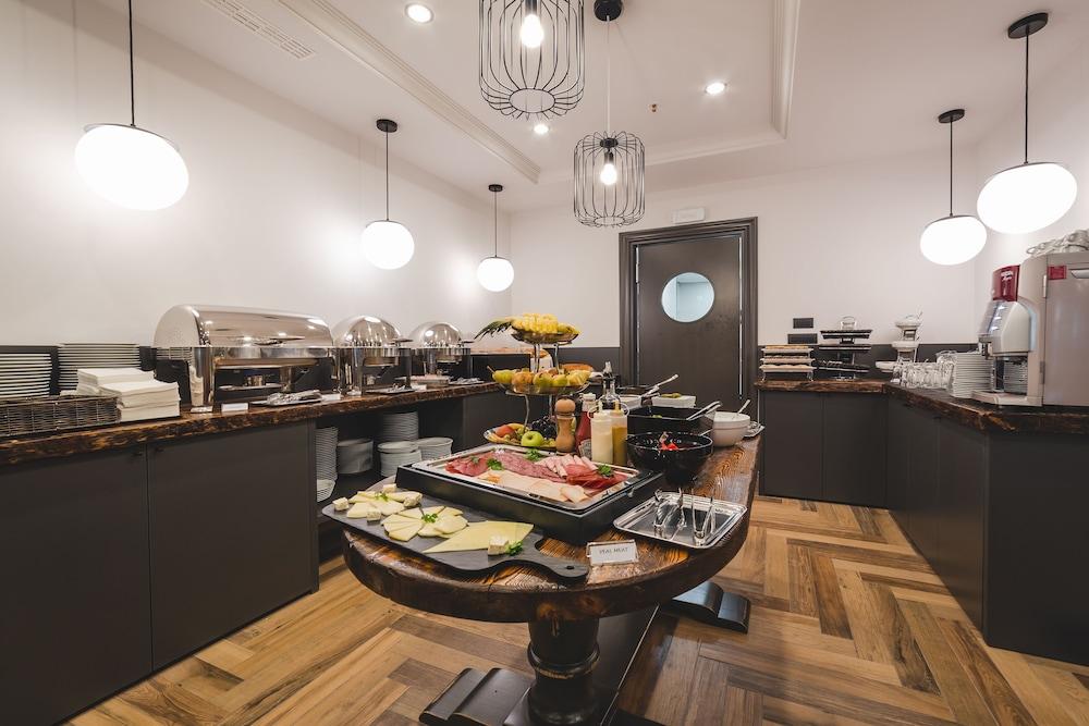 Otel Boscovich Boutique 4*
