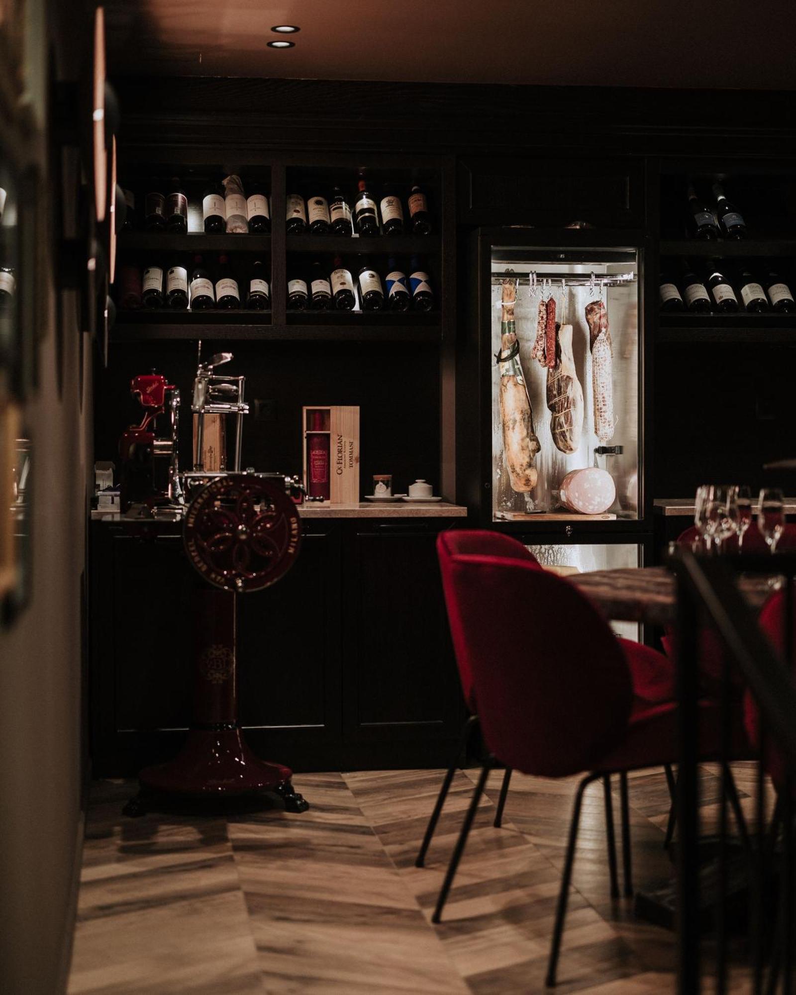 Boscovich Boutique